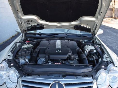 Used 2005 Mercedes-Benz SL 500 image 56