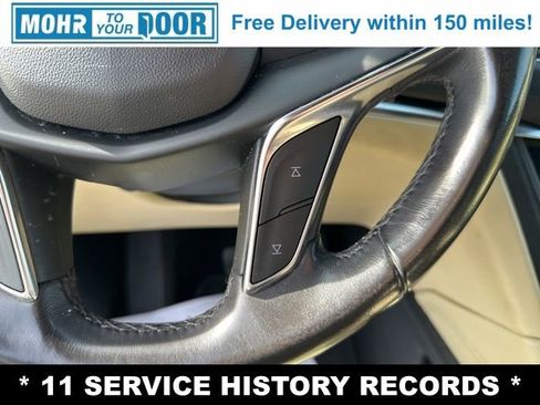 Used 2018 Cadillac XT5 AWD image 18