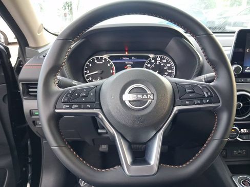 Used 2025 Nissan Sentra SR w/ Midnight Edition FWD image 23