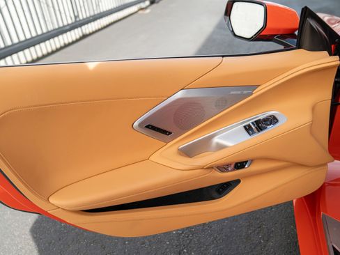 Used 2021 Chevrolet Corvette Stingray Premium Cpe w/ Z51 Performance Package image 11