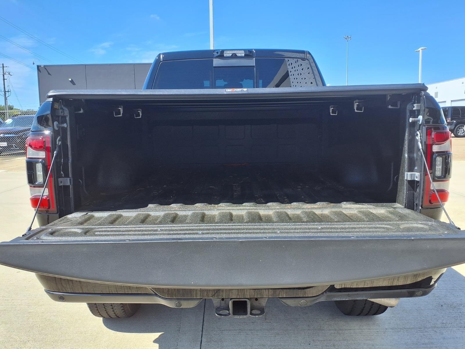Used 2022 RAM 2500 Laramie w/ Night Edition AWD/4WD image 23