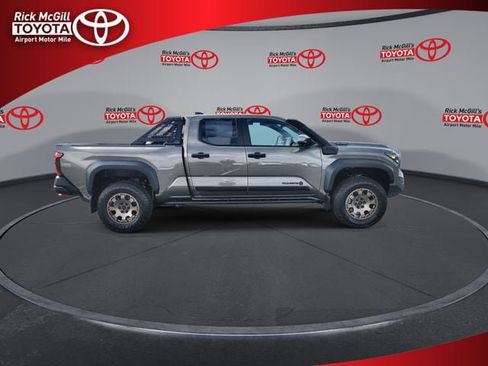 New 2026 Toyota Tacoma 4x4 Double Cab Hybrid image 9