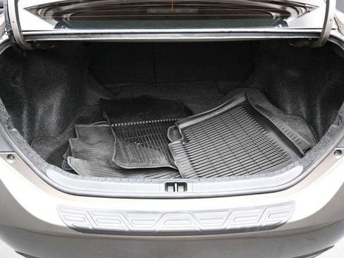 Used 2017 Toyota Corolla SE w/ SE Premium Package image 28