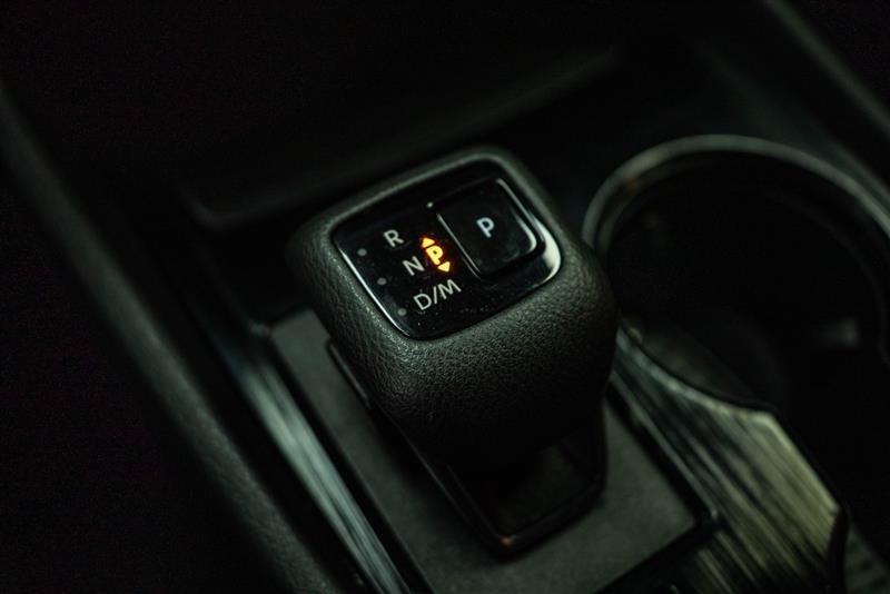 Used 2025 Nissan Rogue SV FWD image 19