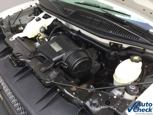 Used 2014 Chevrolet Express 2500 RWD image 37