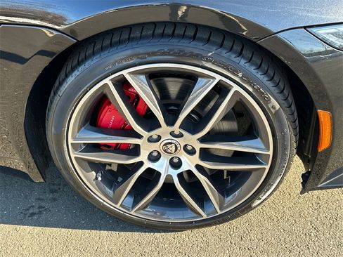 New 2024 Jaguar F-TYPE R-Dynamic image 7