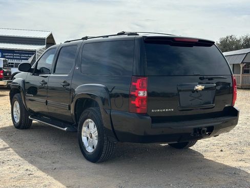 Used 2009 Chevrolet Suburban LT w/ Luxury Package image 4