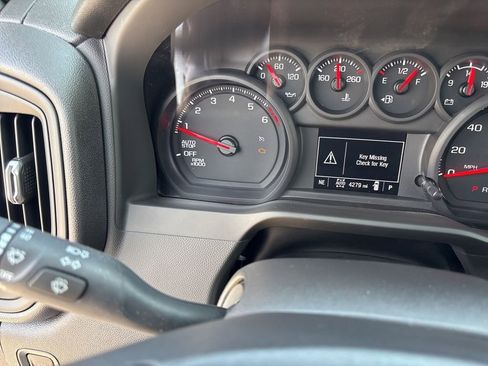 Used 2025 Chevrolet Silverado 1500 W/T w/ WT Value Package AWD/4WD image 22
