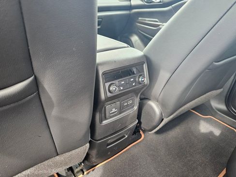 Used 2023 GMC Acadia AT4 w/ Technology Package AWD/4WD image 15