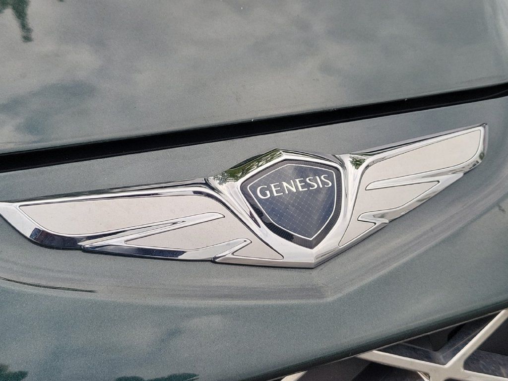 Used 2022 Genesis GV80 2.5T w/ Advanced Package 02 AWD/4WD image 4