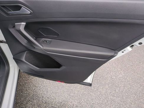 Used 2024 Volkswagen Tiguan S image 30