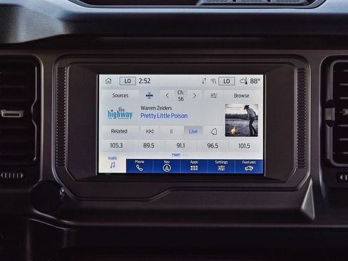 Used 2022 Ford Bronco Outer Banks image 13