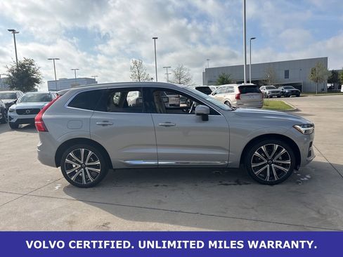 Certified 2023 Volvo XC60 B5 Ultimate w/ Climate Package image 4