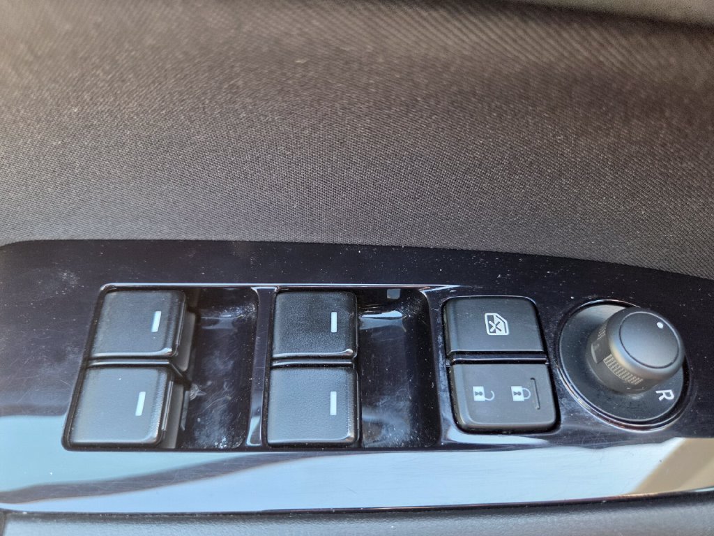 Used 2019 MAZDA CX-5 Sport FWD image 19