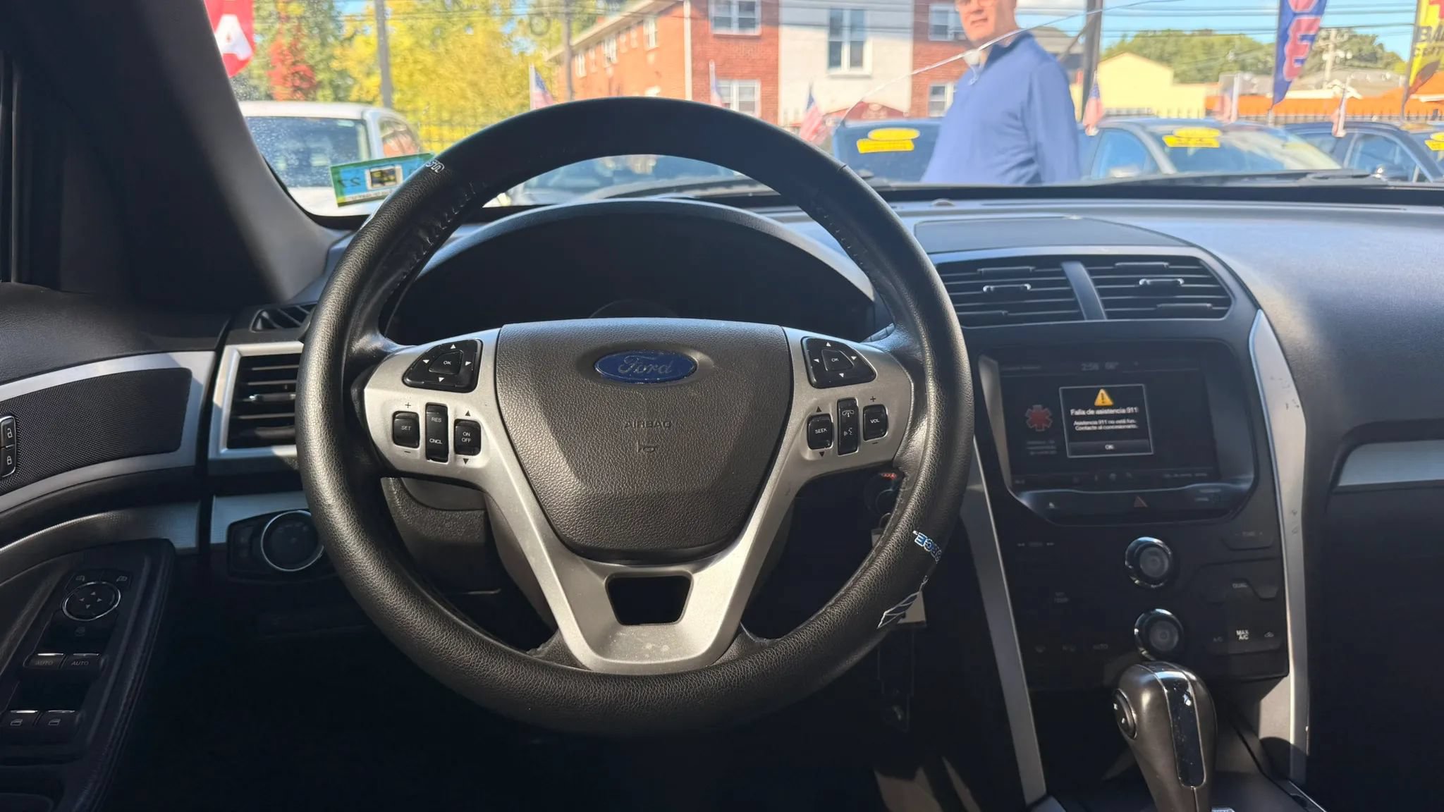 Used 2014 Ford Explorer XLT w/ Equipment Group 201A AWD/4WD image 19