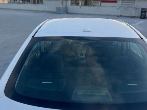 Used 2013 Nissan Sentra SV w/ Premium Pkg image 6