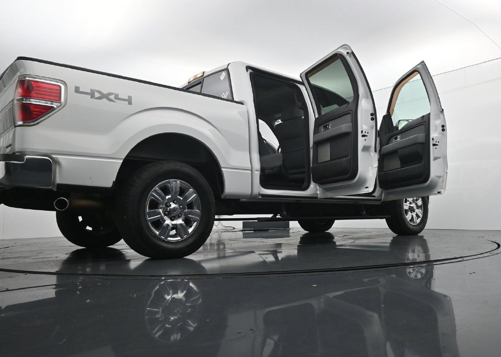 Used 2011 Ford F150 XLT w/ XLT Chrome Pkg AWD/4WD image 29