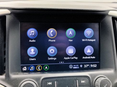 Used 2022 GMC Terrain SLE w/ Driver Convenience Package image 2