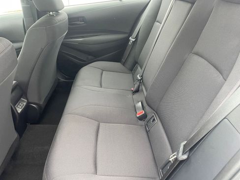 Used 2025 Toyota Corolla LE image 25