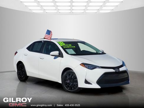 Used 2018 Toyota Corolla LE image 1