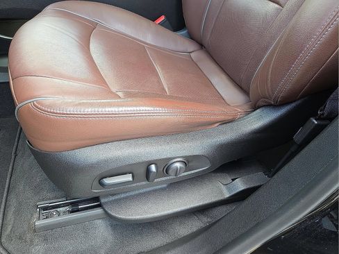 Used 2018 Buick Enclave Avenir w/ Avenir Technology Package FWD image 21