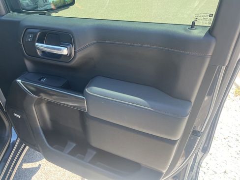 Used 2021 GMC Sierra 1500 AT4 w/ AT4 Value Package image 6