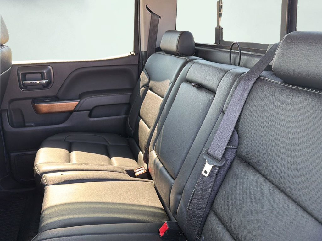 Used 2018 Chevrolet Silverado 1500 LTZ w/ LTZ Plus Package AWD/4WD image 25