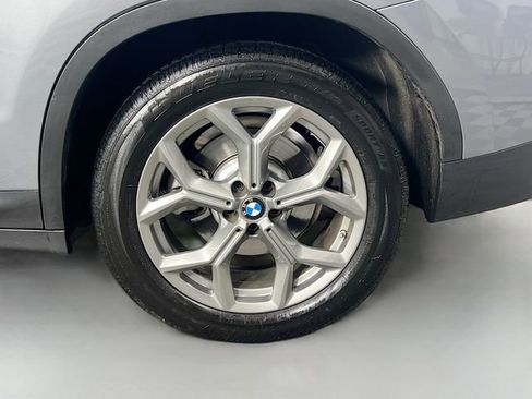 Used 2024 BMW X3 xDrive30i w/ Premium Package image 34