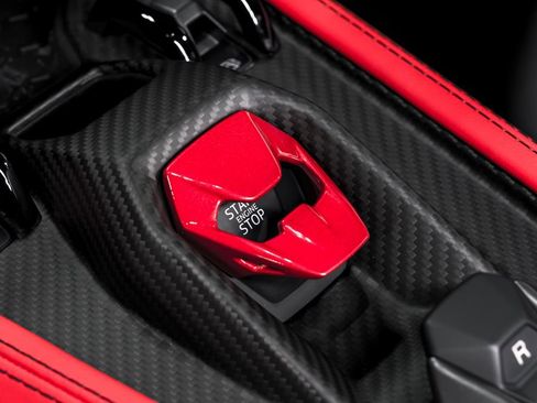 Used 2024 Lamborghini Revuelto image 28