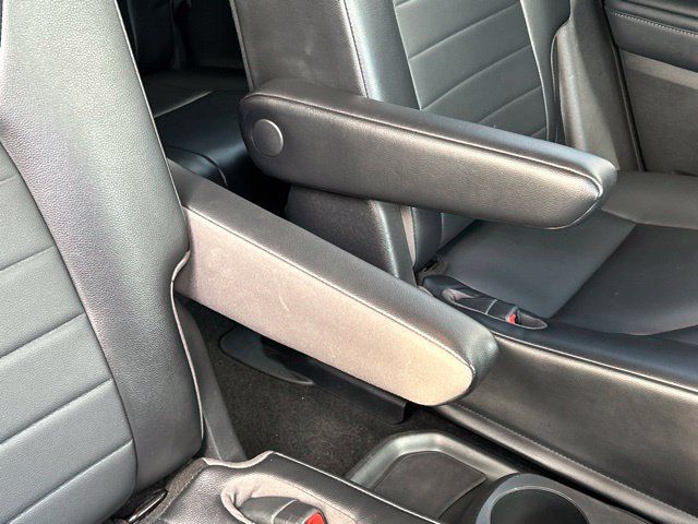 Used 2022 Toyota Highlander XLE AWD/4WD image 55