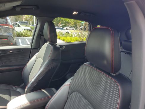 Used 2023 Ford Escape ST-Line w/ Tech Pack #1 image 18