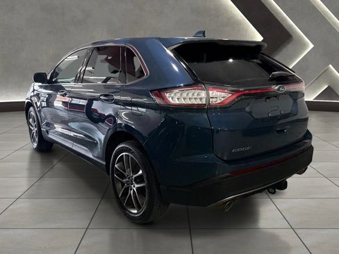 Used 2016 Ford Edge Titanium w/ Technology Package AWD/4WD image 5