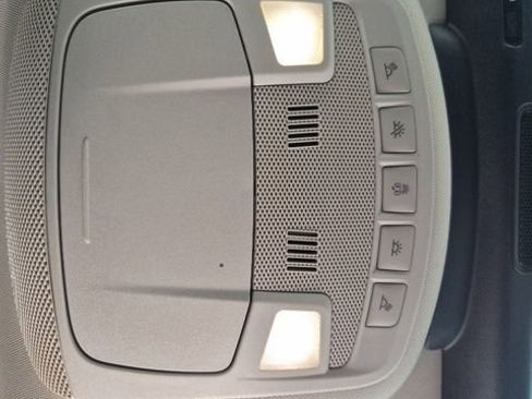 Used 2023 Lincoln Nautilus AWD w/ Premium Package image 27