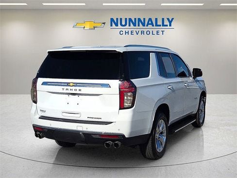 Used 2021 Chevrolet Tahoe Premier w/ Premium Package image 5