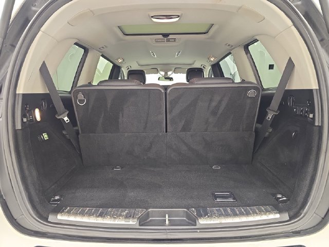 Used 2011 Mercedes-Benz GL 450 4MATIC image 16