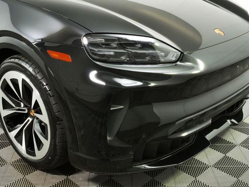 New 2026 Porsche Cayenne S AWD/4WD image 38