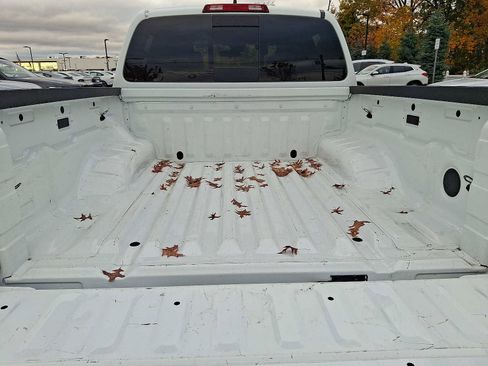 Used 2024 Nissan Frontier PRO-4X w/ Off-Road Protection Package image 28