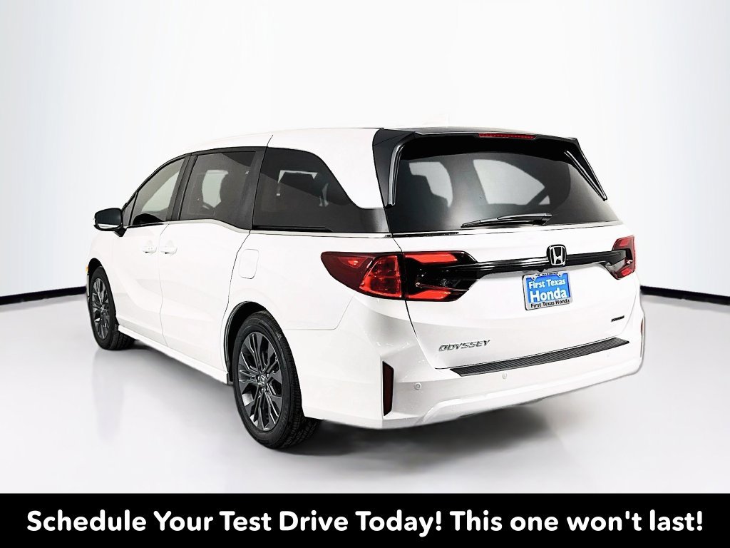 Used 2026 Honda Odyssey Touring image 6