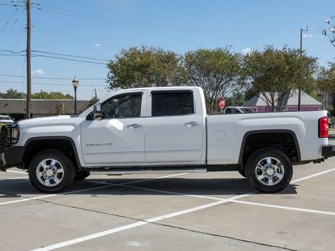 Used 2015 GMC Sierra 3500 Denali w/ Duramax Plus Package image 14