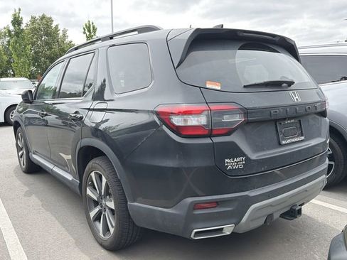 Used 2025 Honda Pilot Elite image 10