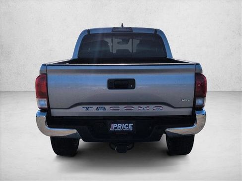 Used 2019 Toyota Tacoma TRD Off-Road image 6