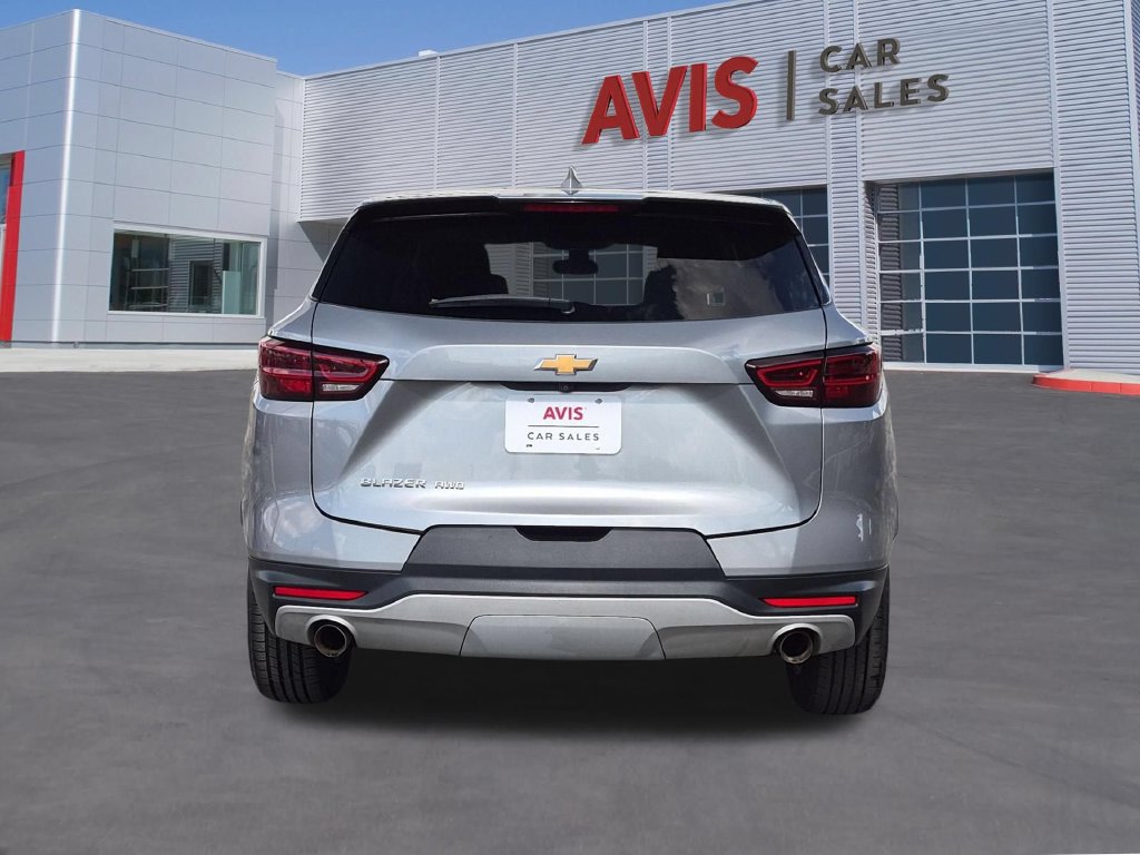 Used 2025 Chevrolet Blazer LT AWD/4WD image 6