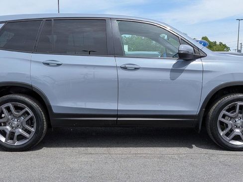 Used 2023 Honda Passport EX-L image 6