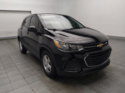 Used 2020 Chevrolet Trax LS w/ Tint and Cruise Package FWD image 13