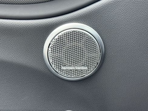 Used 2024 Alfa Romeo Giulia Veloce AWD/4WD image 17
