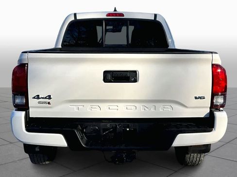 Certified 2022 Toyota Tacoma SR5 image 5