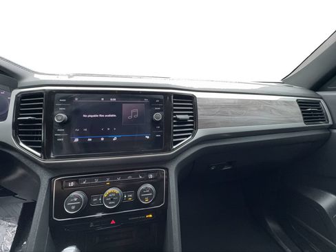 Used 2023 Volkswagen Atlas Cross Sport SE w/ Panoramic Sunroof Package FWD image 41