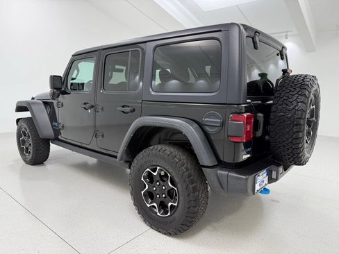 Used 2021 Jeep Wrangler Unlimited Rubicon 4xe w/ Dual Top Group AWD/4WD image 5