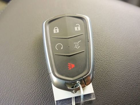 Used 2024 Cadillac XT5 Premium Luxury image 32