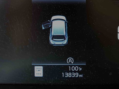 Certified 2025 Kia Soul LX w/ LX Technology Package FWD image 29